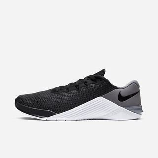 Tenisi Nike Metcon 5 Barbati Negrii Albi Negrii | FUGI-13946